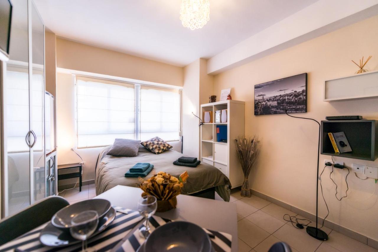 La Casita Malagueta Apartment Малага Екстериор снимка