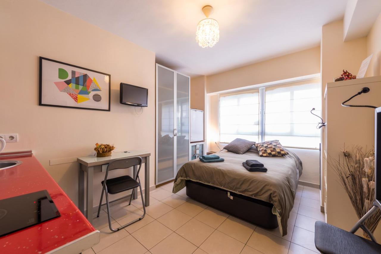 La Casita Malagueta Apartment Малага Екстериор снимка